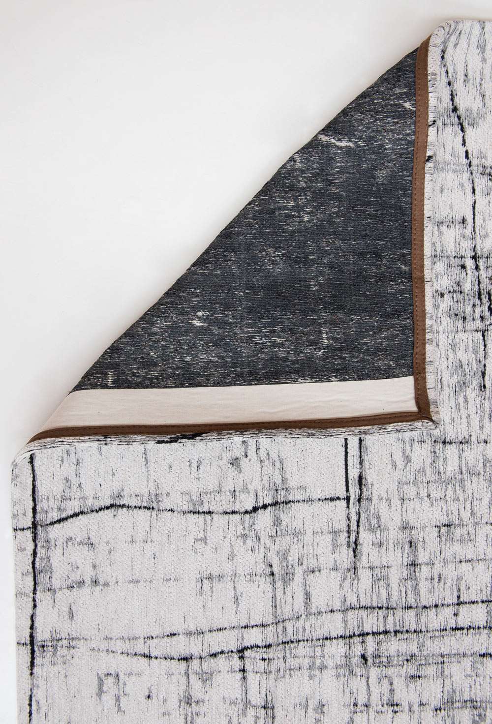 Mad Men 8926 Metro B&W gulvteppe