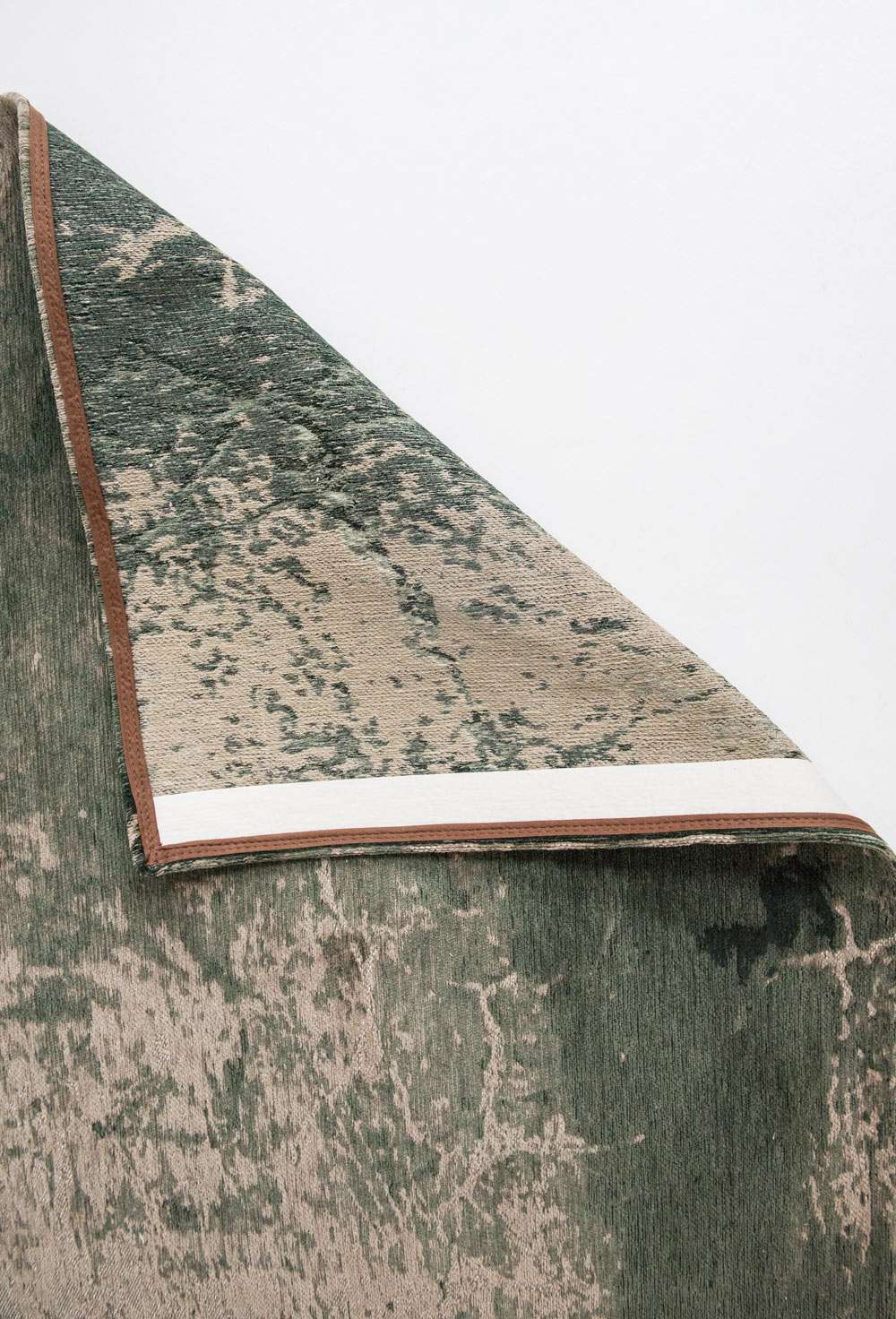 Mad Men 8723 Dark Pine gulvteppe