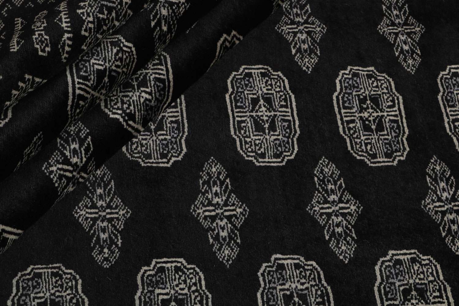 Bokhara Black 1589 2PLY håndknyttet teppe