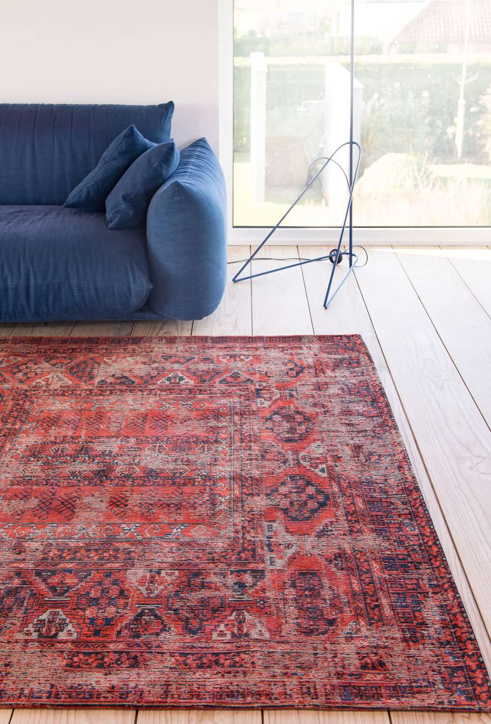 Antiquarian 8719 Red gulvteppe