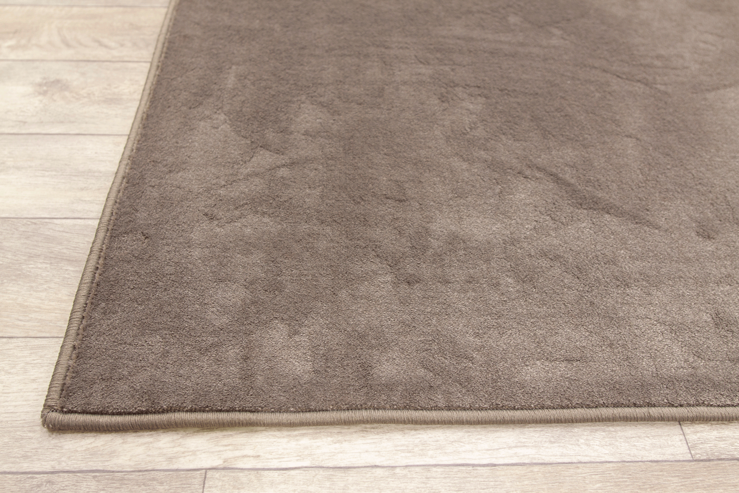 Savage Abundance 049 kantet gulvteppe