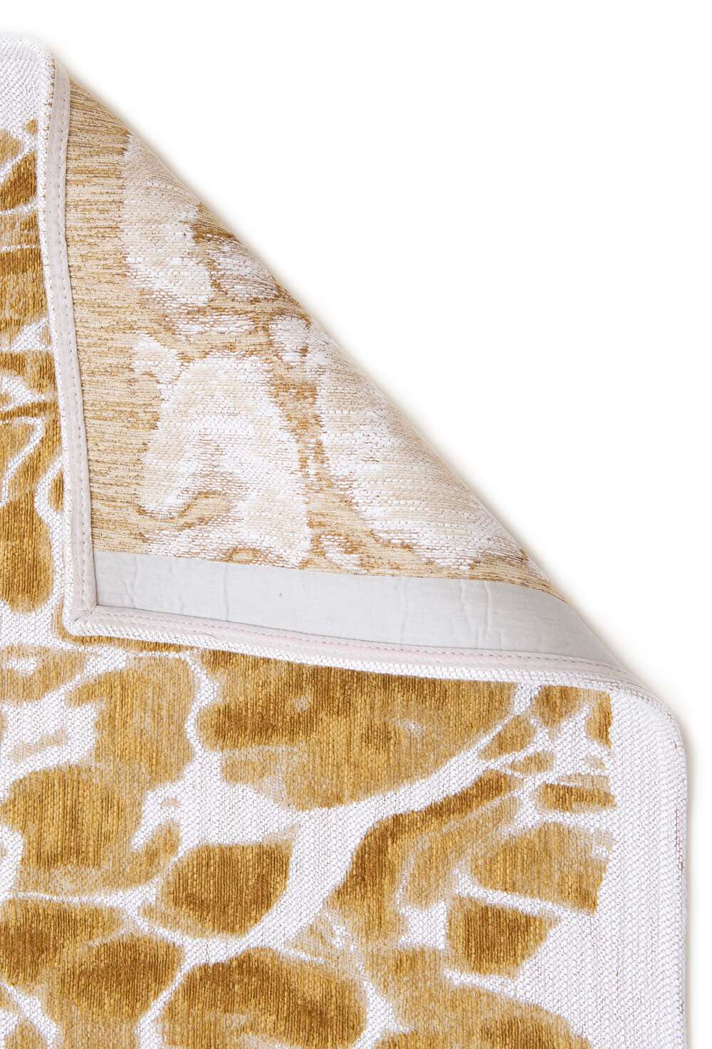 Meditation Swim 9349 Saffron gulvteppe