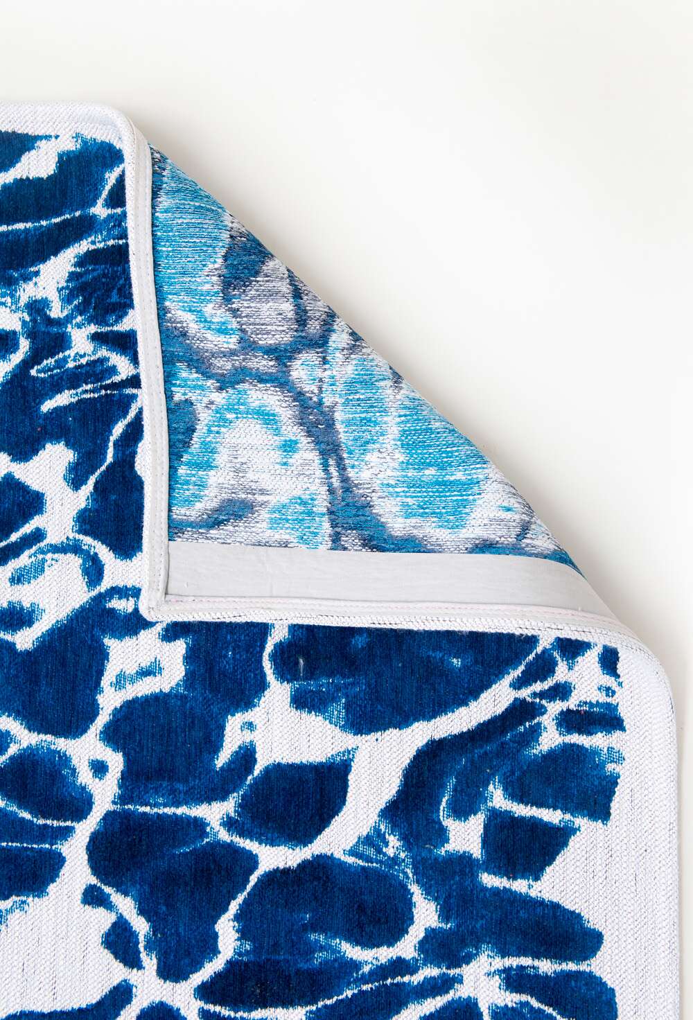 Meditation Swim 9351 Surf gulvteppe