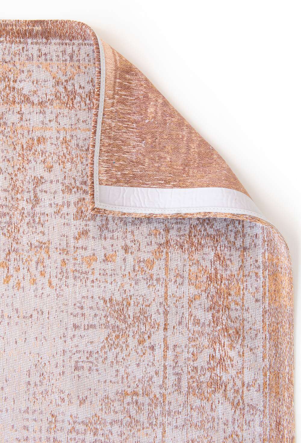 Fading World 9067 Salmon gulvteppe