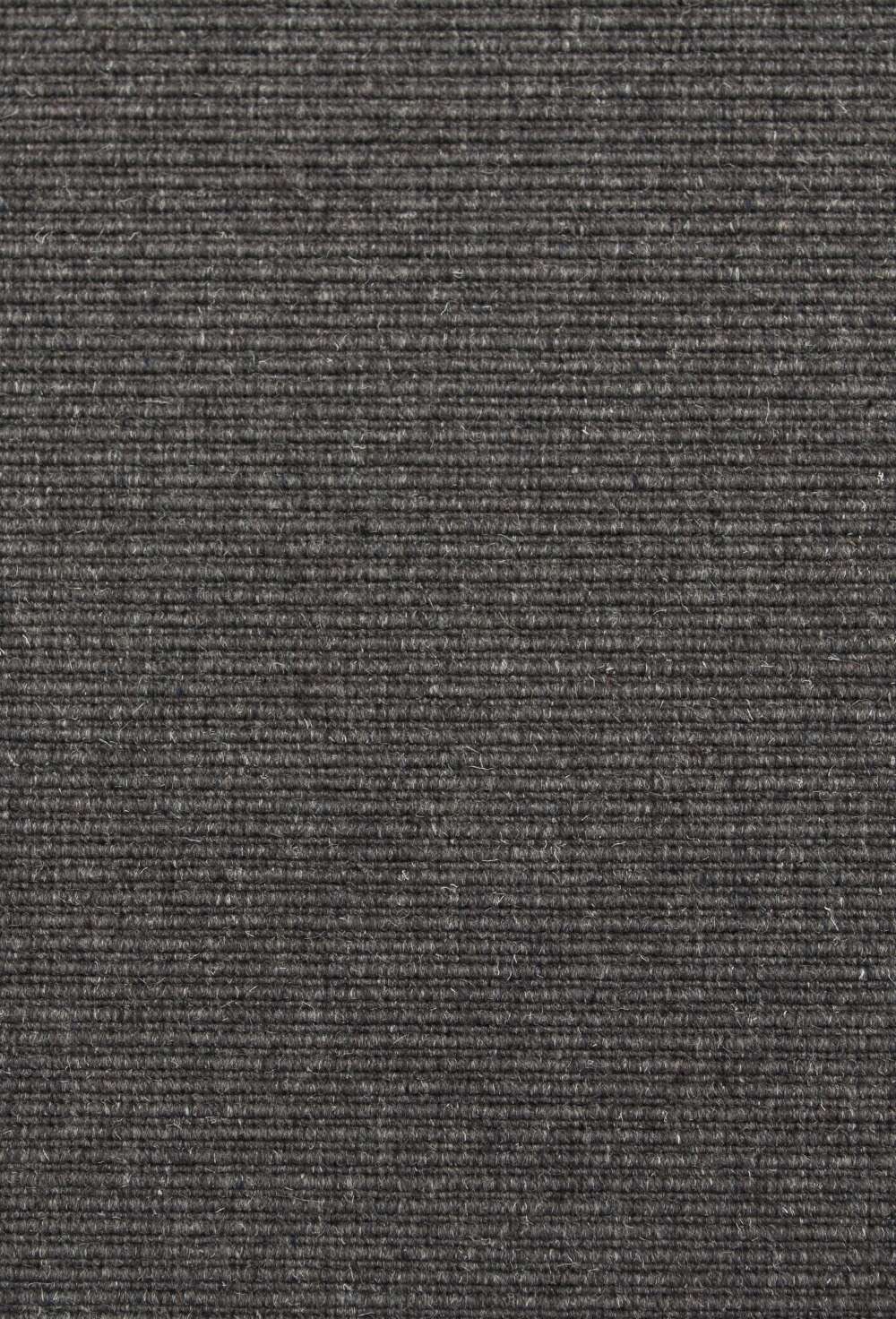 Romanov 25 Charcoal vegg til vegg teppe