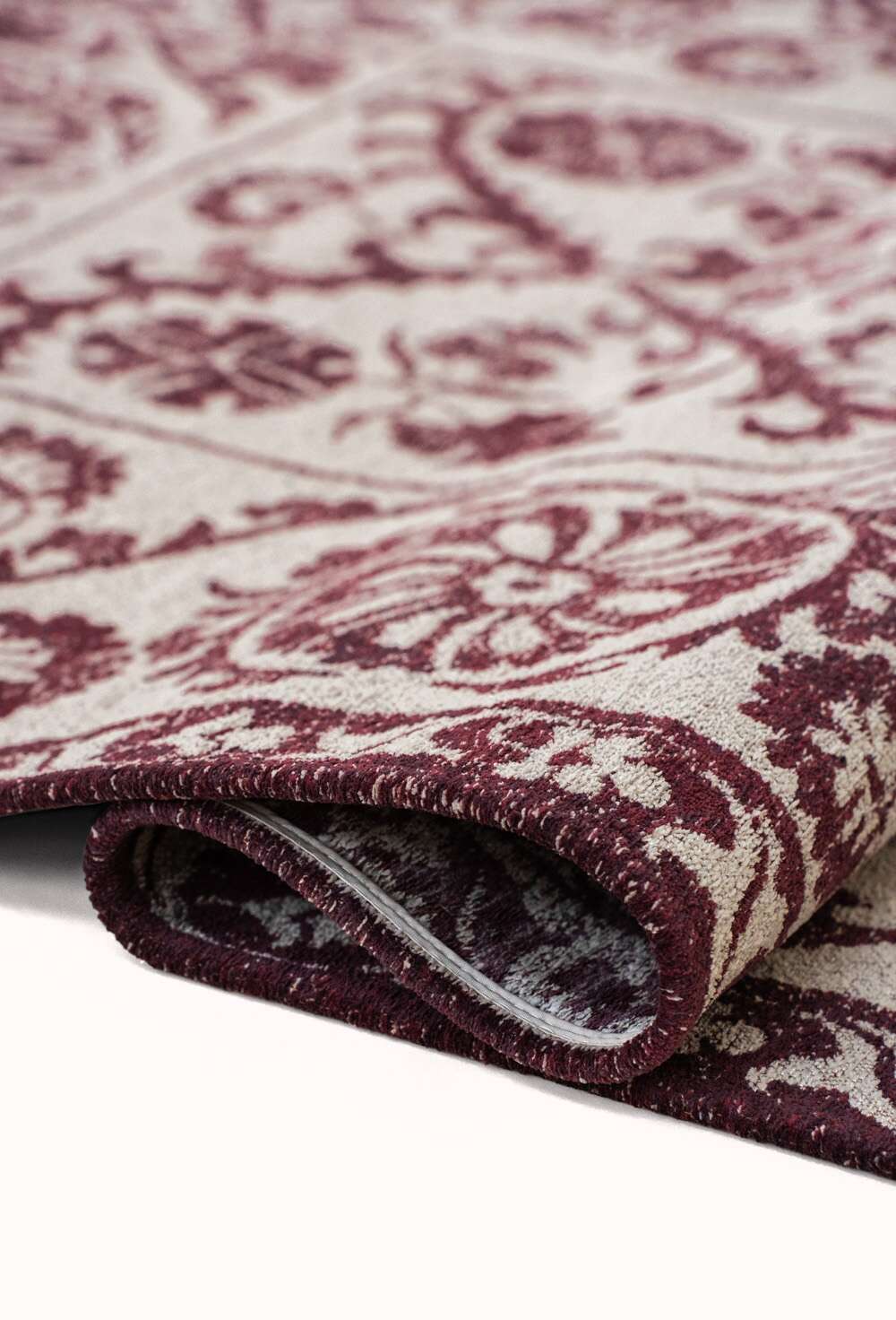 Antiquarian 9734 Zephyr gulvteppe