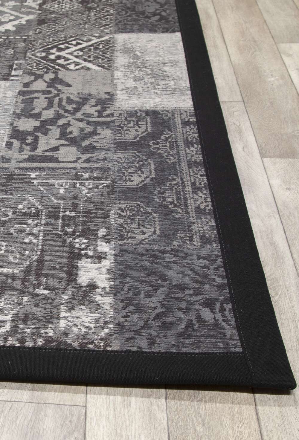 Patch 8994 K-25 kantet gulvteppe